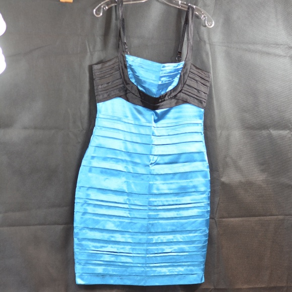 Satiny Black/Turquoise Body Con Dress SZ M SUZY - Picture 1 of 12